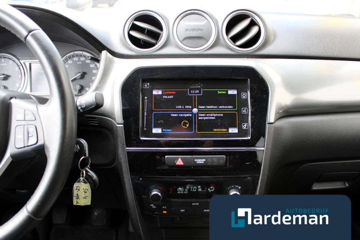 Suzuki Vitara Suzuki Vitara 1.6 Exclusive Navi Carplay Cruise