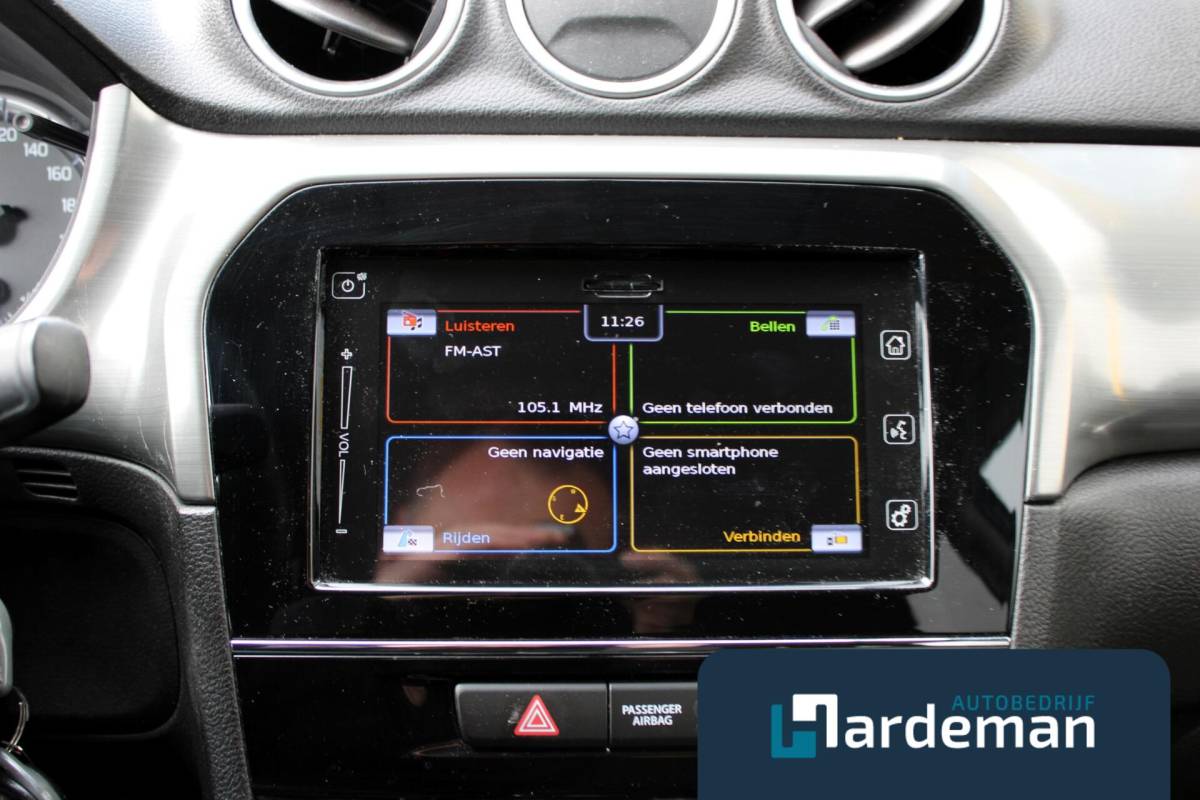 Suzuki Vitara Suzuki Vitara 1.6 Exclusive Navi Carplay Cruise