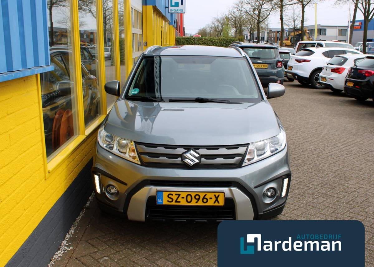 Suzuki Vitara Suzuki Vitara 1.6 Exclusive Navi Carplay Cruise