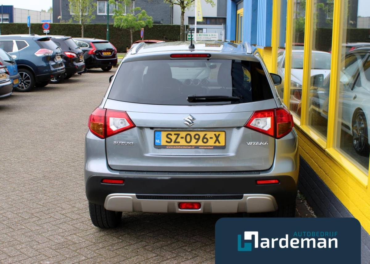 Suzuki Vitara Suzuki Vitara 1.6 Exclusive Navi Carplay Cruise