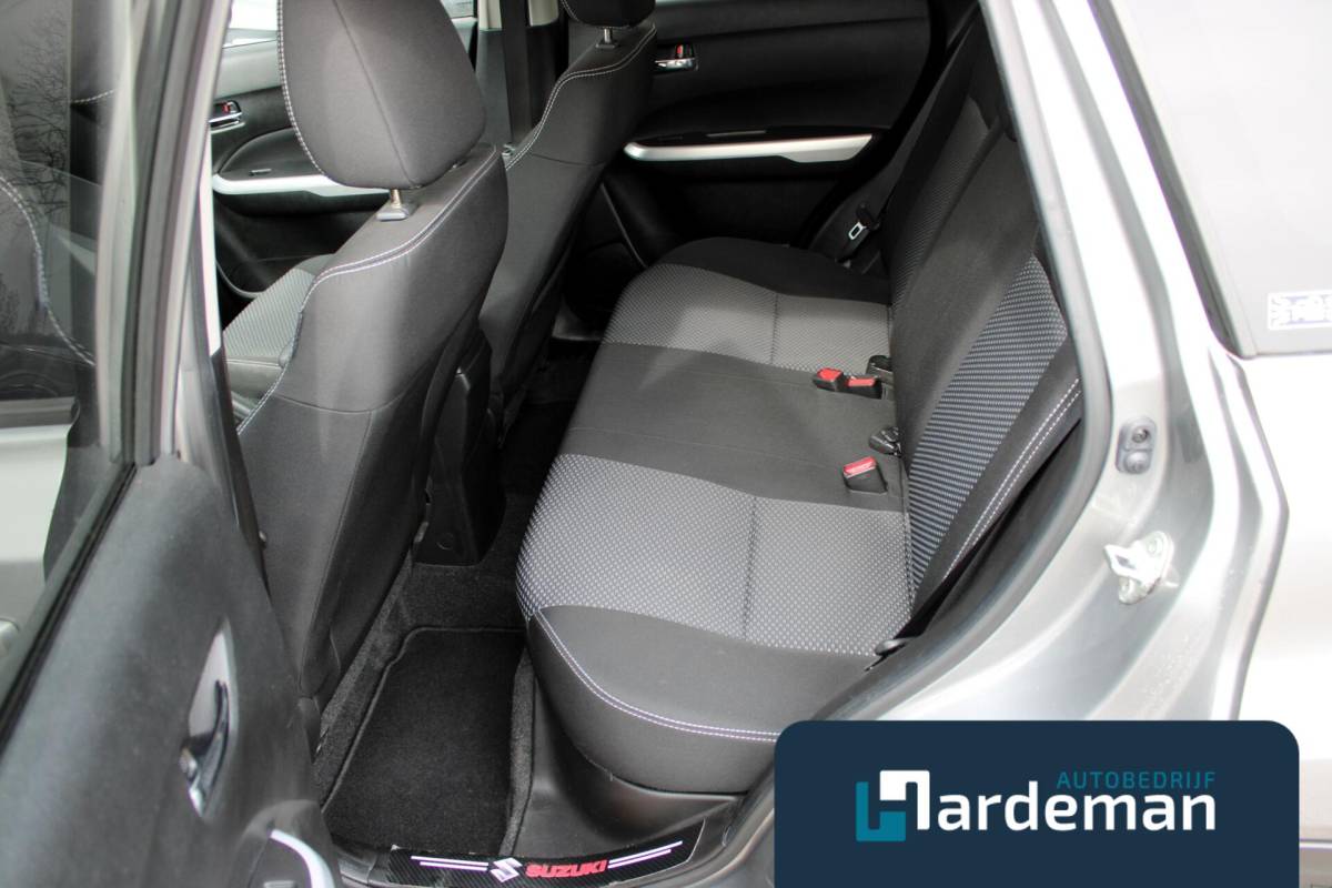Suzuki Vitara Suzuki Vitara 1.6 Exclusive Navi Carplay Cruise