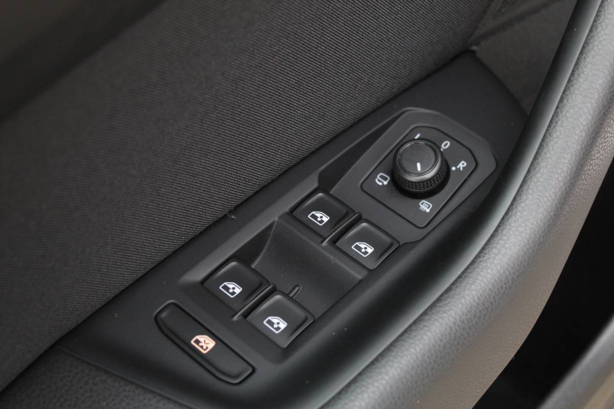 Volkswagen Passat Volkswagen Passat Variant 1.4 TSI Business Edition / Panoramadak / N.A.P.