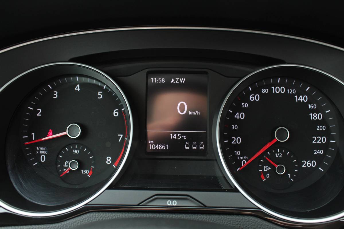 Volkswagen Passat Volkswagen Passat Variant 1.4 TSI Business Edition / Panoramadak / N.A.P.