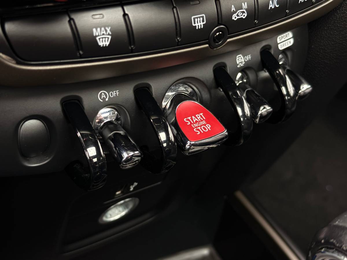 MINI Countryman Mini Mini Countryman 1.5 Cooper Chili / Pano / CarPlay / Trekhaak