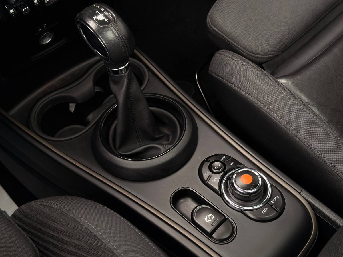 MINI Countryman Mini Mini Countryman 1.5 Cooper Chili / Pano / CarPlay / Trekhaak