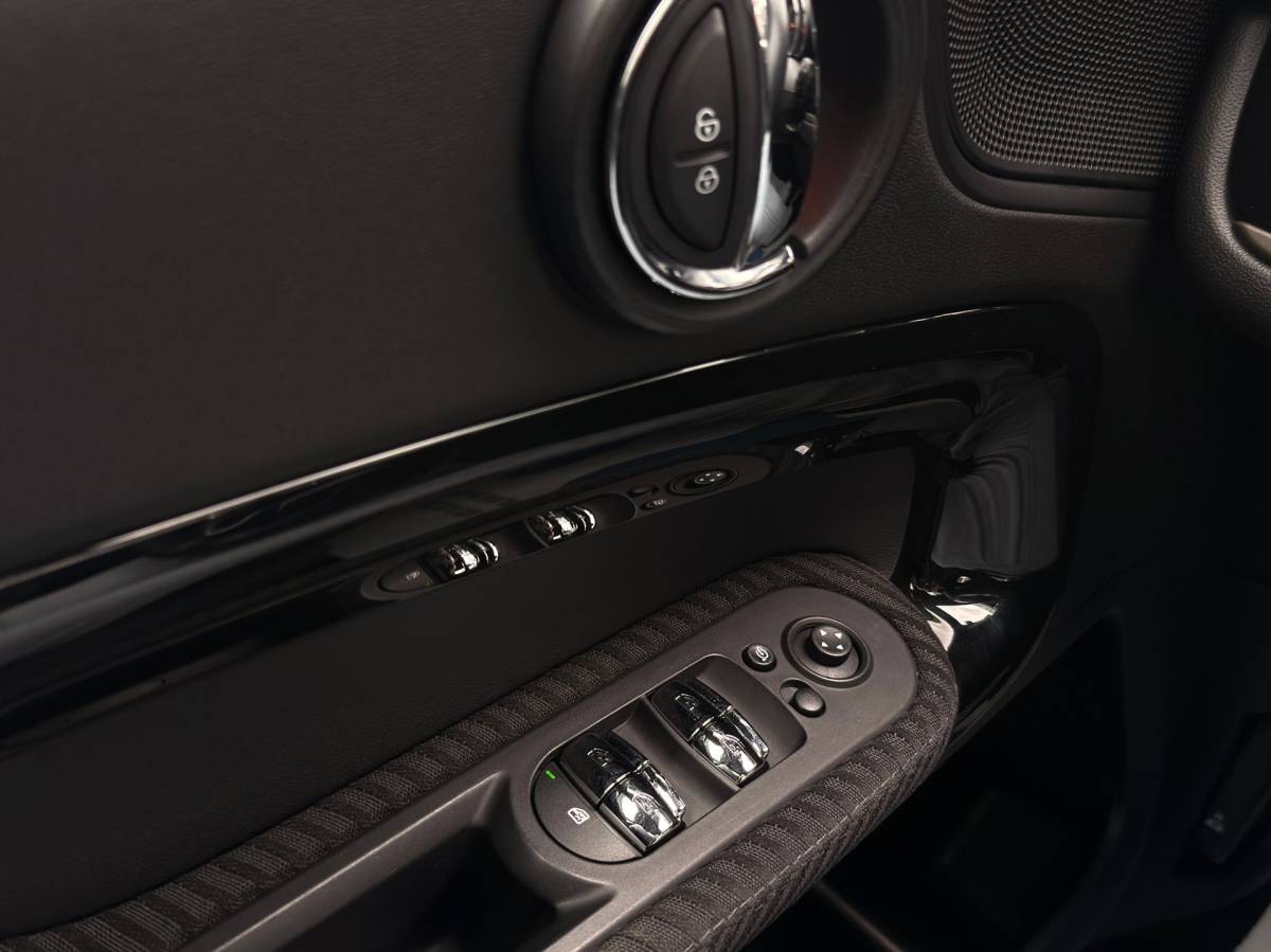 MINI Countryman Mini Mini Countryman 1.5 Cooper Chili / Pano / CarPlay / Trekhaak