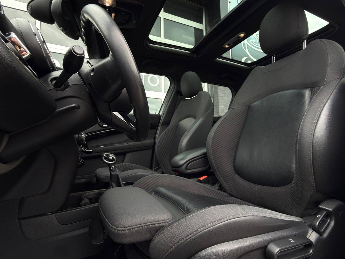 MINI Countryman Mini Mini Countryman 1.5 Cooper Chili / Pano / CarPlay / Trekhaak