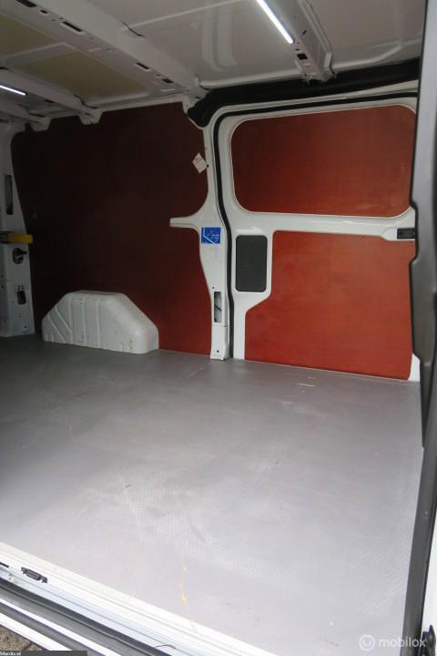 Ford Transit Custom Ford Transit Custom 2.0 TDCI 130pk L2H1 3 persoons EURO 6