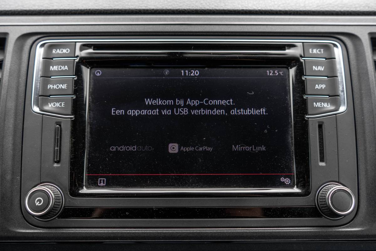 Volkswagen Transporter Volkswagen Transporter T6 2.0 TDI L1H1 | 150 PK | Automaat | Carplay | Cruise | PDC | Trekhaak