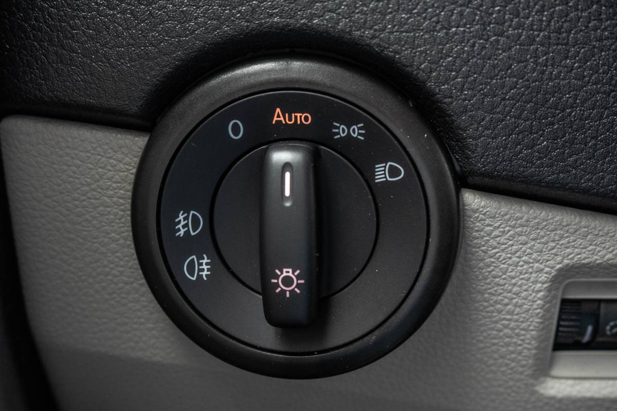 Volkswagen Transporter Volkswagen Transporter T6 2.0 TDI L1H1 | 150 PK | Automaat | Carplay | Cruise | PDC | Trekhaak