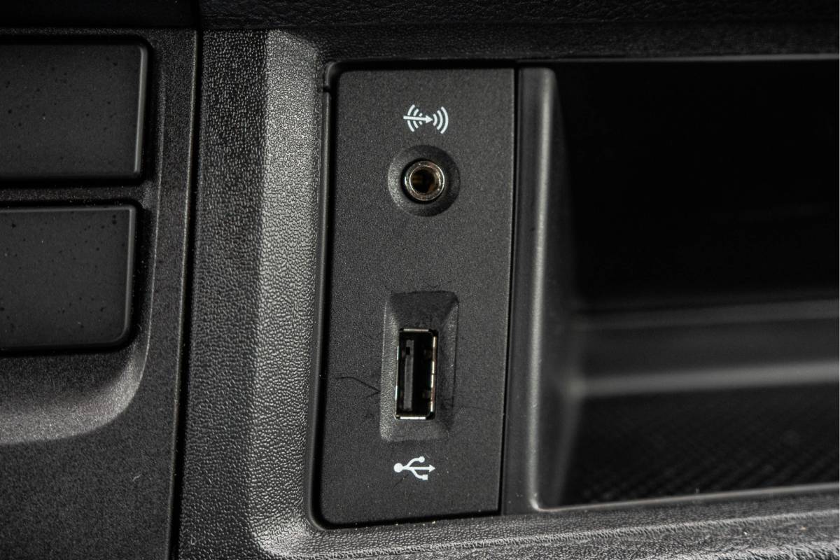 Volkswagen Transporter Volkswagen Transporter T6 2.0 TDI L1H1 | 150 PK | Automaat | Carplay | Cruise | PDC | Trekhaak
