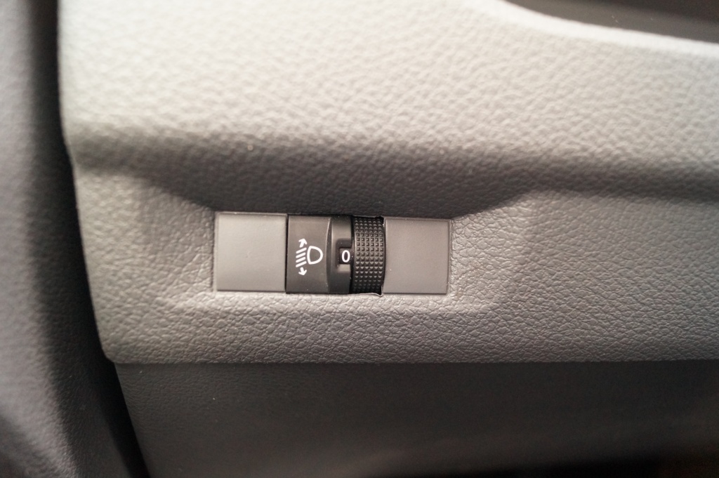 Peugeot Expert Peugeot Expert 1.5 BlueHDI Standard Premium -NAVI-AIRCO-TREKHAAK-