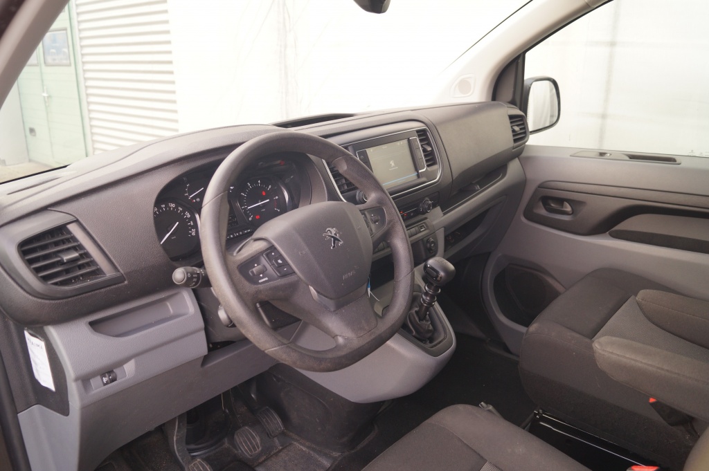 Peugeot Expert Peugeot Expert 1.5 BlueHDI Standard Premium -NAVI-AIRCO-TREKHAAK-