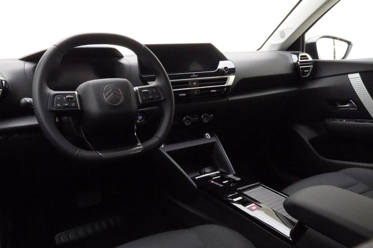 Citroën ë-C4 Citroen Ë-C4 Business 156pk Extended range 54 kWh | Navigatie | Keyless Entry | Climate control | Lichtmetalen velgen | Stoel & Voorruitverwarming | Camera Achter |