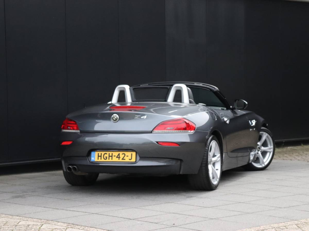 BMW Z4 BMW Z4 Roadster sDrive18i High Executive | M SPORT | LEDER | STOEL/STUURVERW. | PDC | NAVI | CRUISE |