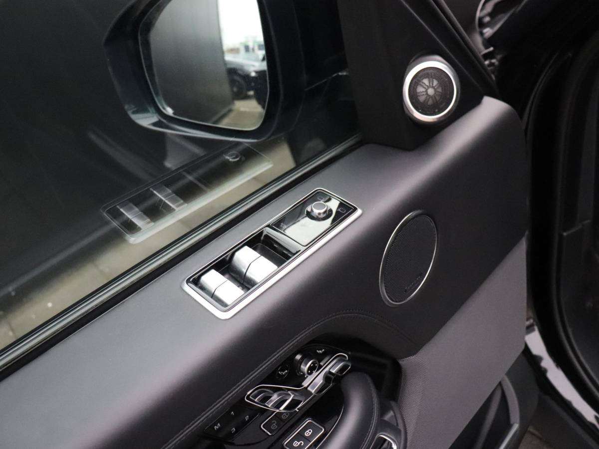 Land Rover Range Rover Land Rover Range Rover P400 Autobiography | MEMORY | LEDER | PANO-DAK | TREKHAAK | MERIDIAN | 360° CAMERA | CRUISE | STOELVERK. | STOEL/STUURVERW. |