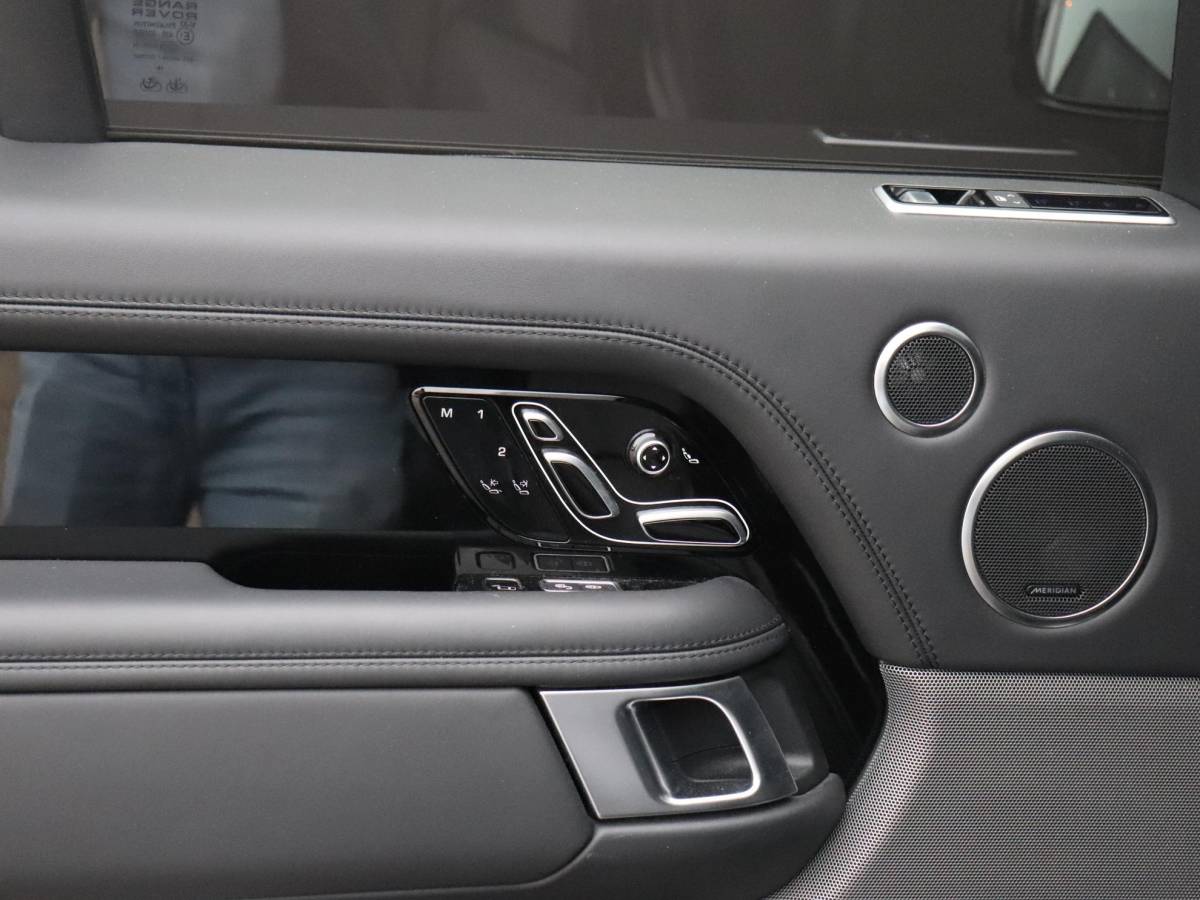 Land Rover Range Rover Land Rover Range Rover P400 Autobiography | MEMORY | LEDER | PANO-DAK | TREKHAAK | MERIDIAN | 360° CAMERA | CRUISE | STOELVERK. | STOEL/STUURVERW. |