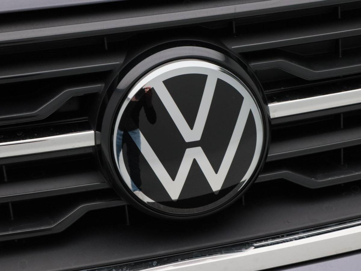 Volkswagen T-Cross Volkswagen T-Cross Life Edition 1.0 TSI 95 PK | Stoelverwarming | Camera | Adaptieve Cruise Control |