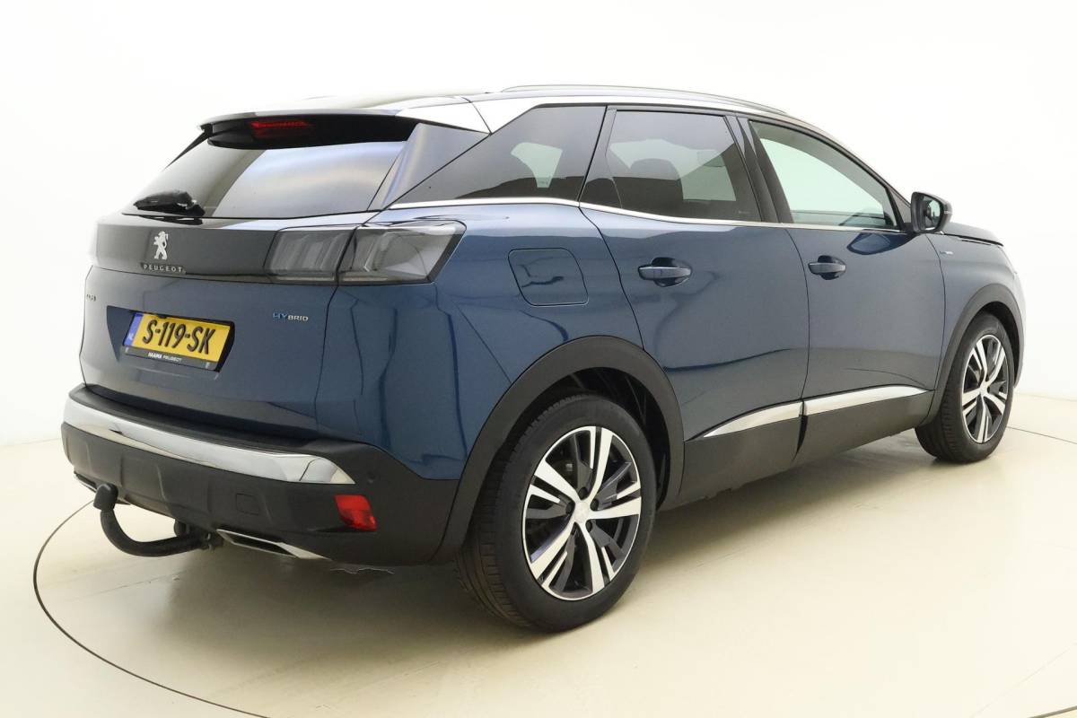 Peugeot 3008 Peugeot 3008 1.6 HYbrid 225 GT Automaat | Navigatie | Trekhaak | Climate Control | Cruise Control Adaptie | Keyless entry en Start | Zwart Dak | Camera