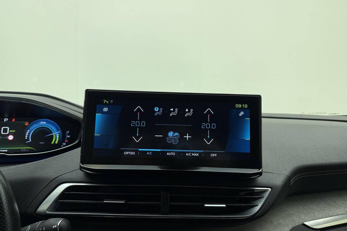 Peugeot 3008 Peugeot 3008 1.6 HYbrid 225 GT Automaat | Navigatie | Trekhaak | Climate Control | Cruise Control Adaptie | Keyless entry en Start | Zwart Dak | Camera