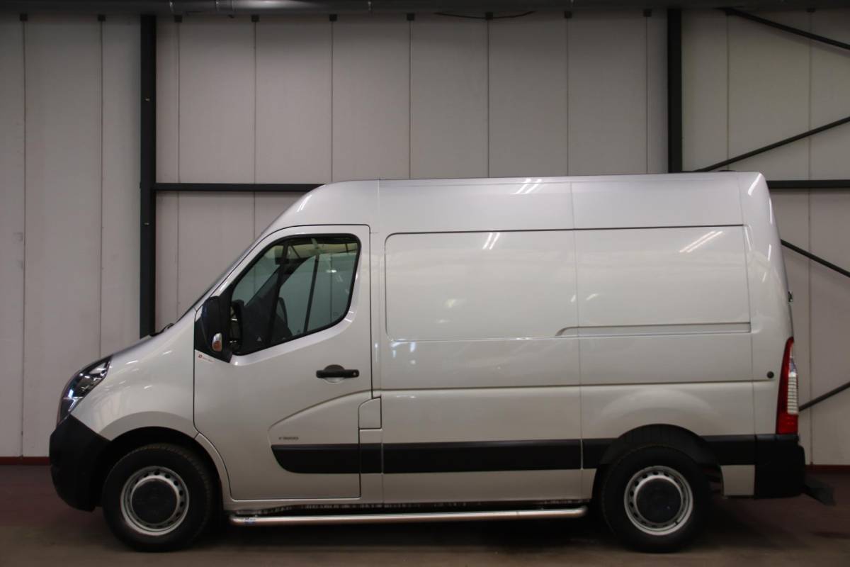 Opel Movano Opel Movano 2.3 Turbo L1H2 AUTOMAAT 180 PK