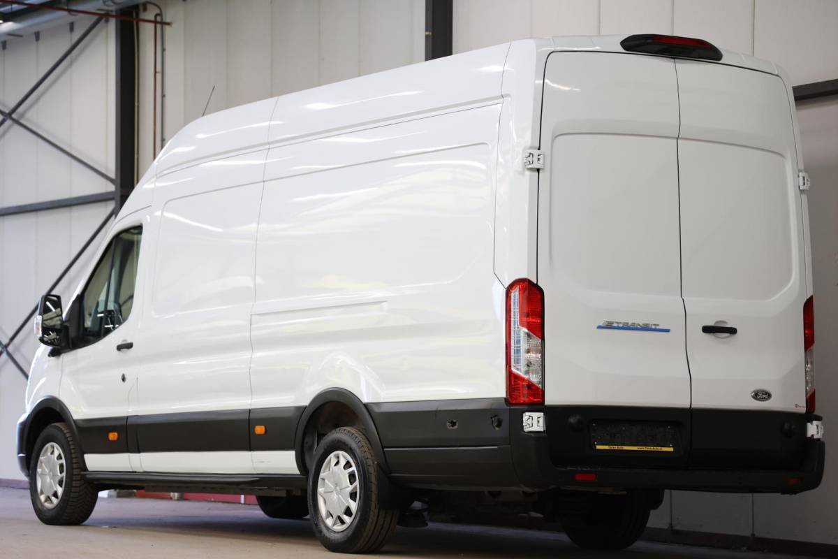 Ford E-Transit Ford E-Transit 350 L4H3 Trend 68 kWh
