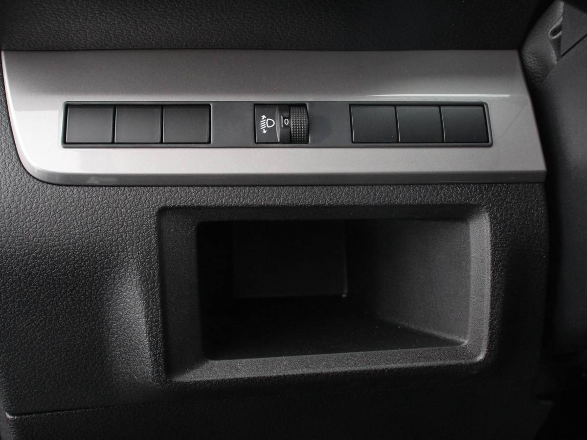 Opel Vivaro Opel Vivaro 2.0 BlueHDi 180 S&S L3 Automaat Apple Carplay /  Android Auto Parkeersensoren V+A Trekhaak Camera Navigatie Cruise Control LED koplampen houten afwerking laadruimte