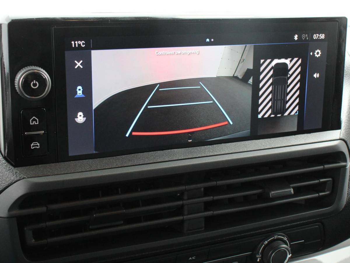 Opel Vivaro Opel Vivaro 2.0 BlueHDi 180 S&S L3 Automaat Apple Carplay /  Android Auto Parkeersensoren V+A Trekhaak Camera Navigatie Cruise Control LED koplampen houten afwerking laadruimte