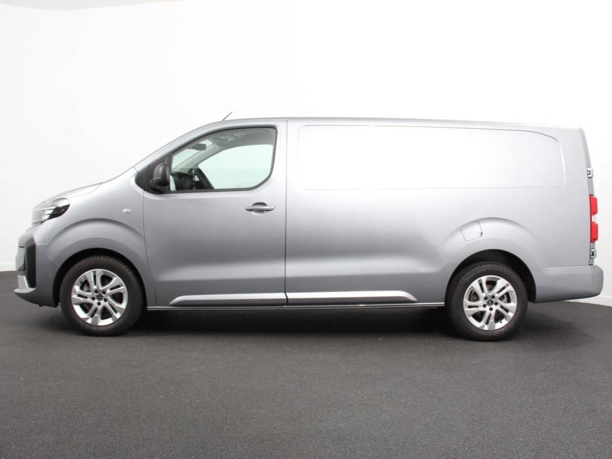 Opel Vivaro Opel Vivaro 2.0 BlueHDi 180 S&S L3 Automaat Apple Carplay /  Android Auto Parkeersensoren V+A Trekhaak Camera Navigatie Cruise Control LED koplampen houten afwerking laadruimte