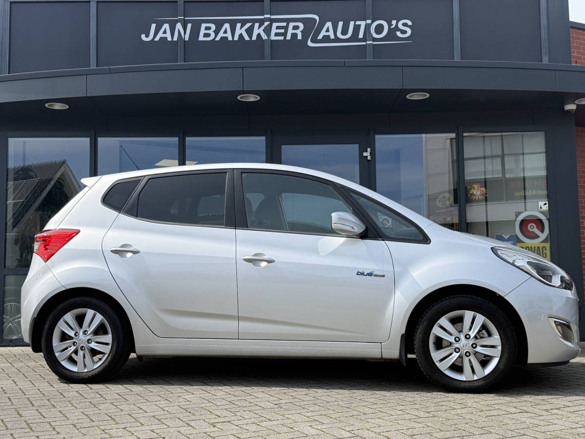 Hyundai ix20 Hyundai ix20 1.6i i-Vision ✅ Airco  ✅ Trekhaak ✅ Climate control ✅