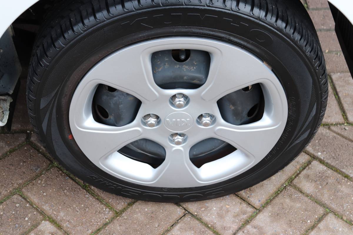 Kia Picanto Kia Picanto 1.0 CVVT Summer Edition. Nette en zuinige auto!