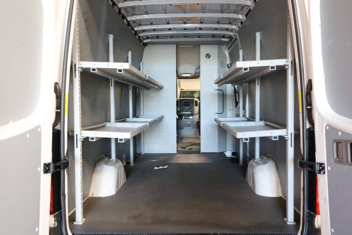 Mercedes-Benz Sprinter Mercedes-Benz Sprinter 311 2.2 CDI AUTOMAAT L3H2 POST NL EURO 6