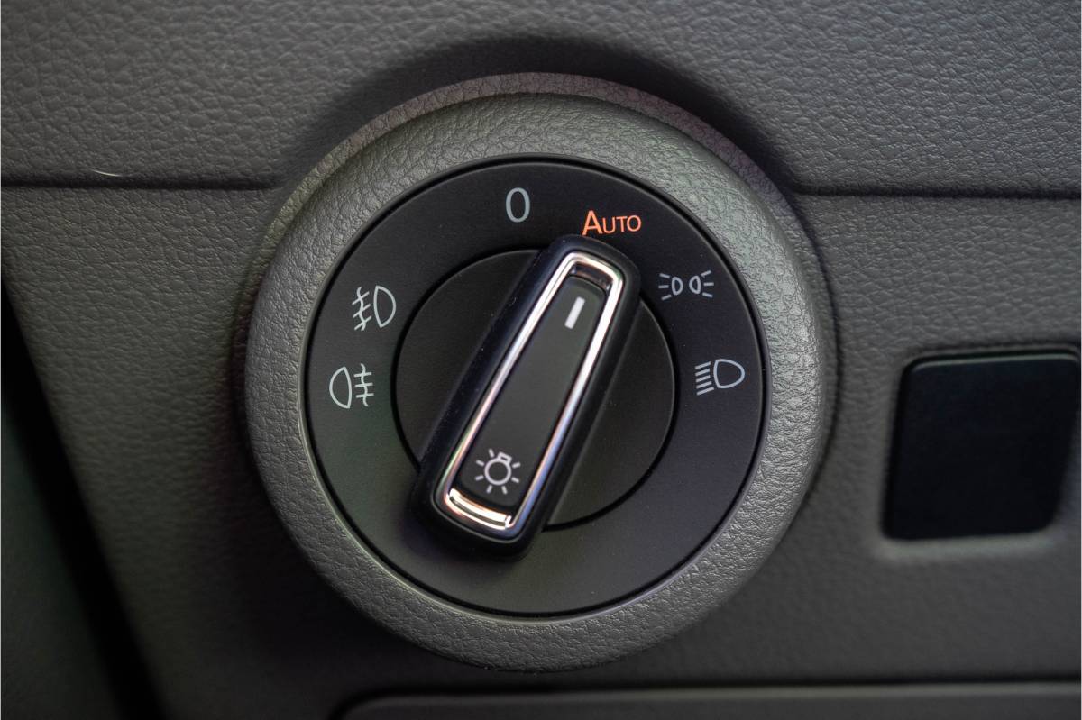 Volkswagen Transporter Volkswagen Transporter T6.1 2.0 TDI BULLI | L1H1 | 150PK | LED | Automaat | Camera | Carplay | PDC | Trekhaak