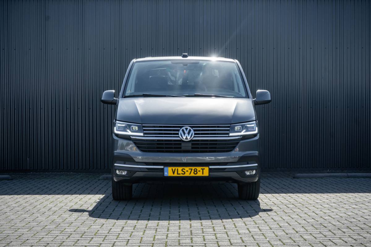 Volkswagen Transporter Volkswagen Transporter T6.1 2.0 TDI BULLI | L1H1 | 150PK | LED | Automaat | Camera | Carplay | PDC | Trekhaak