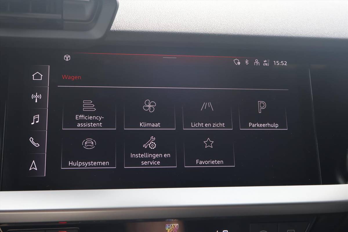 Audi A3 Audi A3 Limousine 30 TFSI Business Edition 110pk I Navigatie I Carplay I Cruise I LED  | Virtual | Parkeersensoren