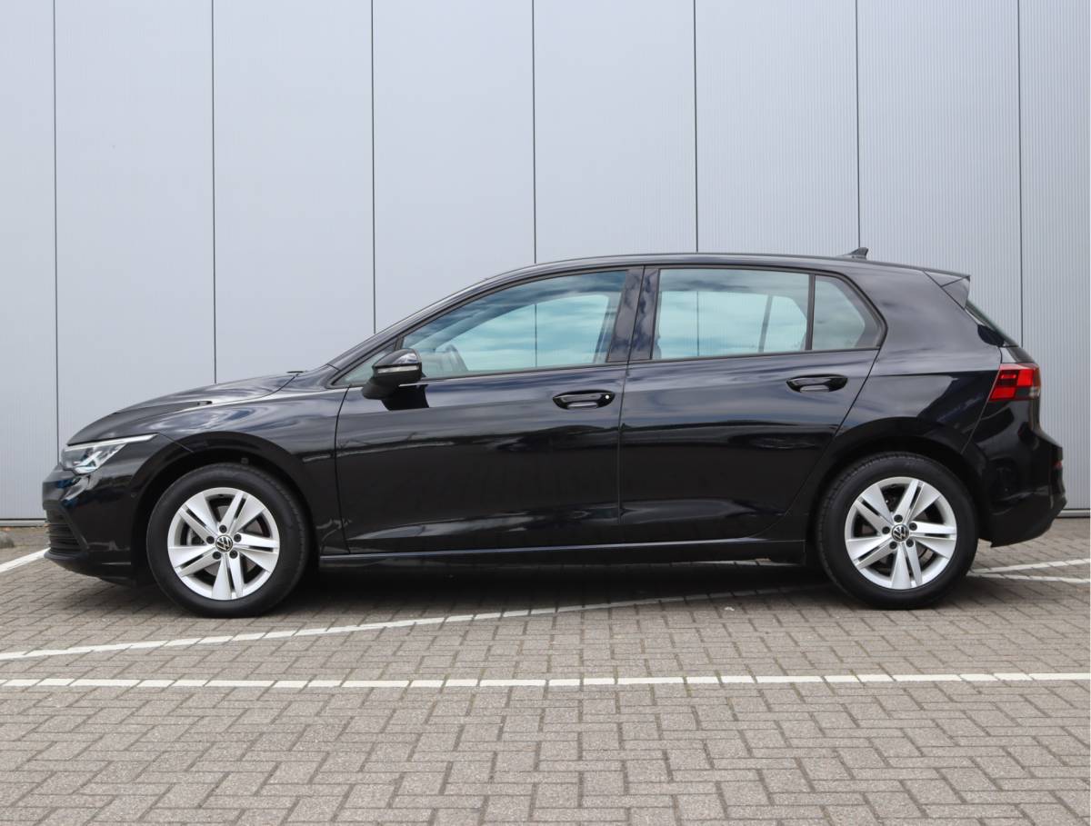 Volkswagen Golf Volkswagen Golf 1.5 TSI Life | Stoel/stuurverwarming | Keyless | Camera