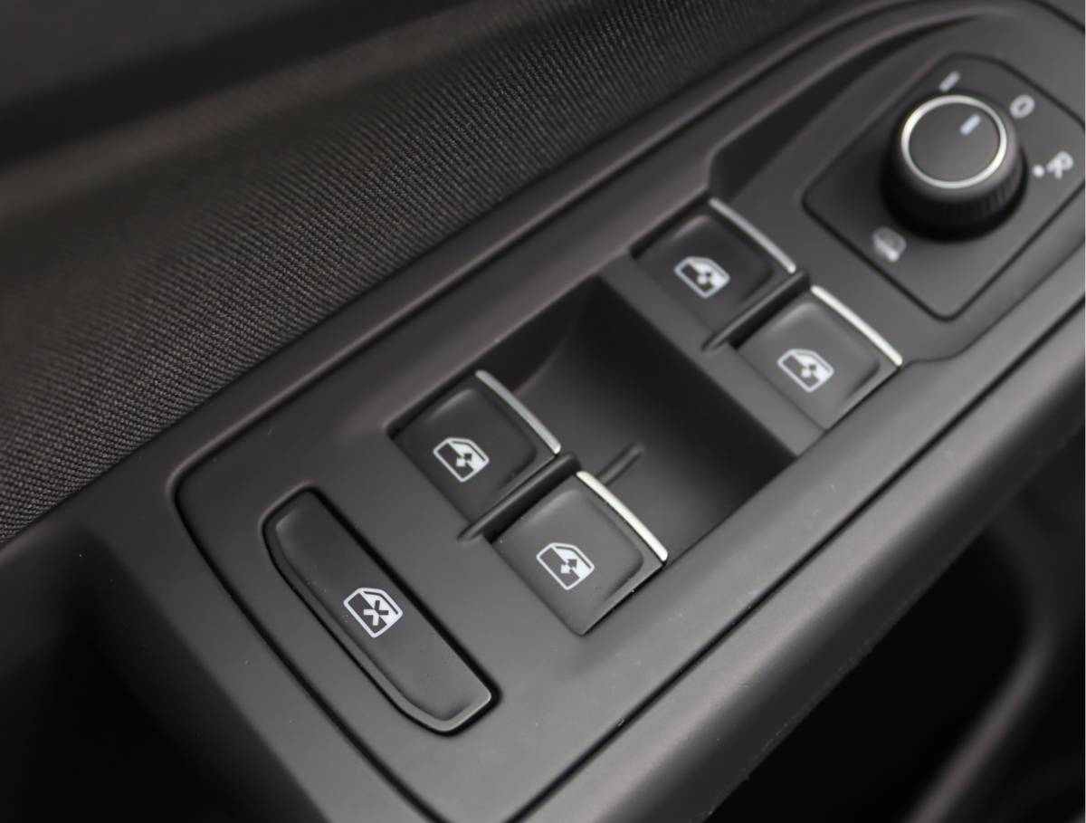 Volkswagen Golf Volkswagen Golf 1.5 TSI Life | Stoel/stuurverwarming | Keyless | Camera