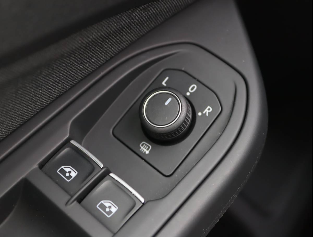 Volkswagen Golf Volkswagen Golf 1.5 TSI Life | Stoel/stuurverwarming | Keyless | Camera