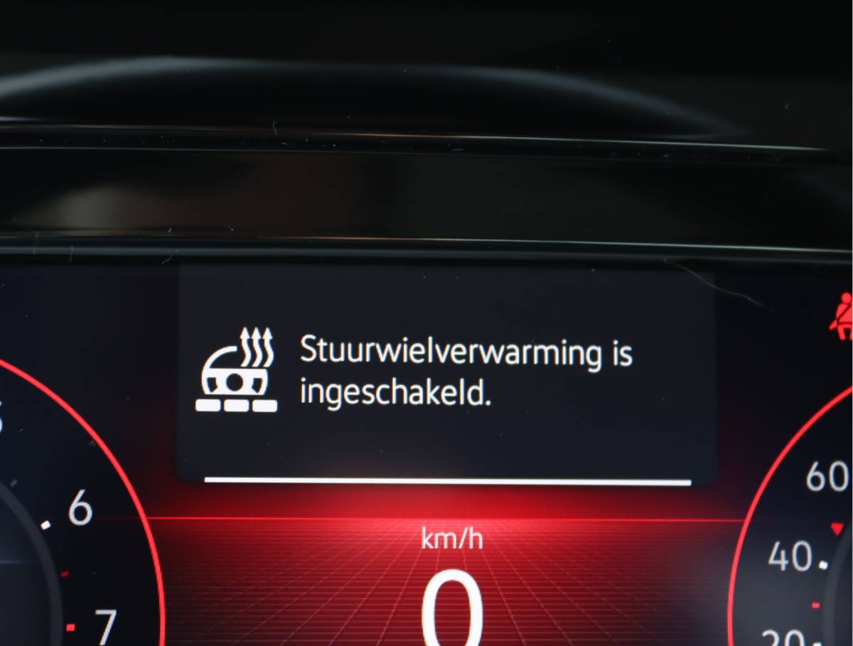 Volkswagen Golf Volkswagen Golf 1.5 TSI Life | Stoel/stuurverwarming | Keyless | Camera