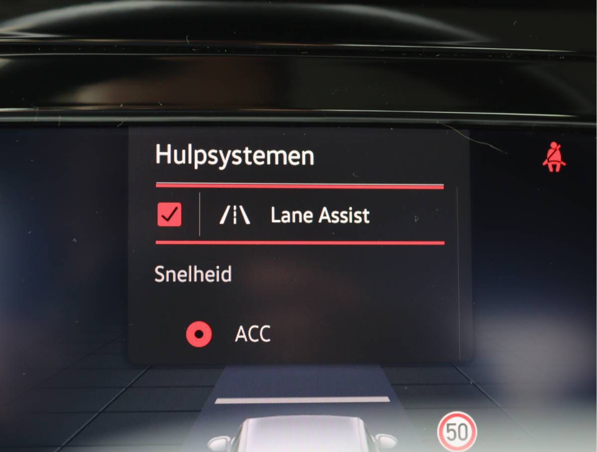 Volkswagen Golf Volkswagen Golf 1.5 TSI Life | Stoel/stuurverwarming | Keyless | Camera