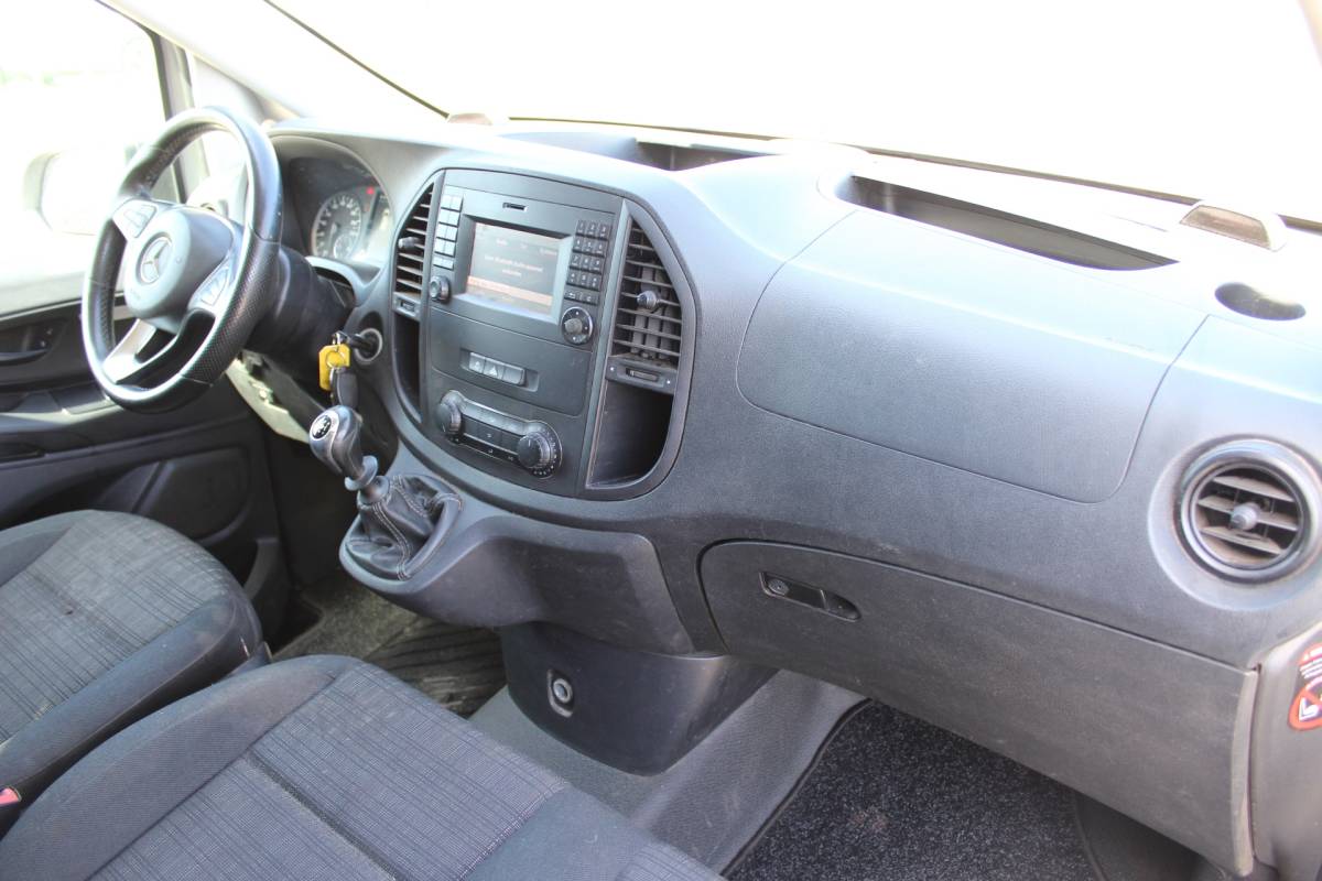 Mercedes-Benz Vito Mercedes-Benz Vito 116 CDI ,,marge,,trekhaak vol opties etc