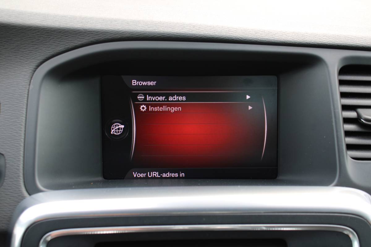 Volvo V60 Volvo V60 D4 191PK Business Sport | Org. NL | Verw. Voorstoelen | Cruise Control | Trekhaak | Navi | Clima |