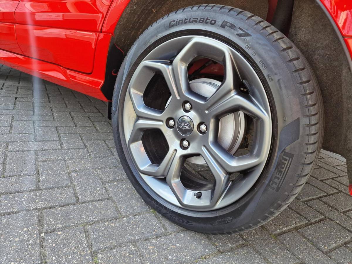 Ford EcoSport Ford EcoSport 1.0 EcoBoost ST-Line 125PK|Trekhaak|Clima|Camera|B&O-audio|PDC|Carplay|22.992KM|