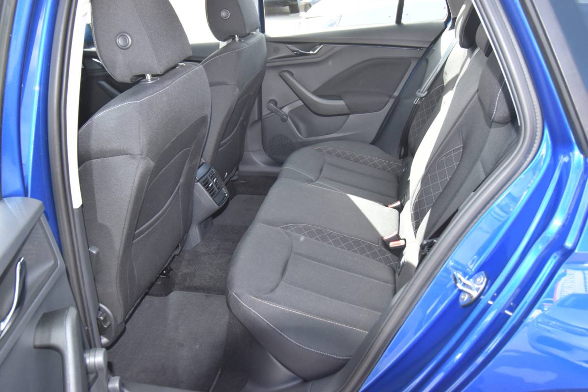 Škoda Kamiq ŠKODA Kamiq 1.0 TSI Ambition , TREKHAAK , NAVI VIA APP , LMV16 , PDC A ,