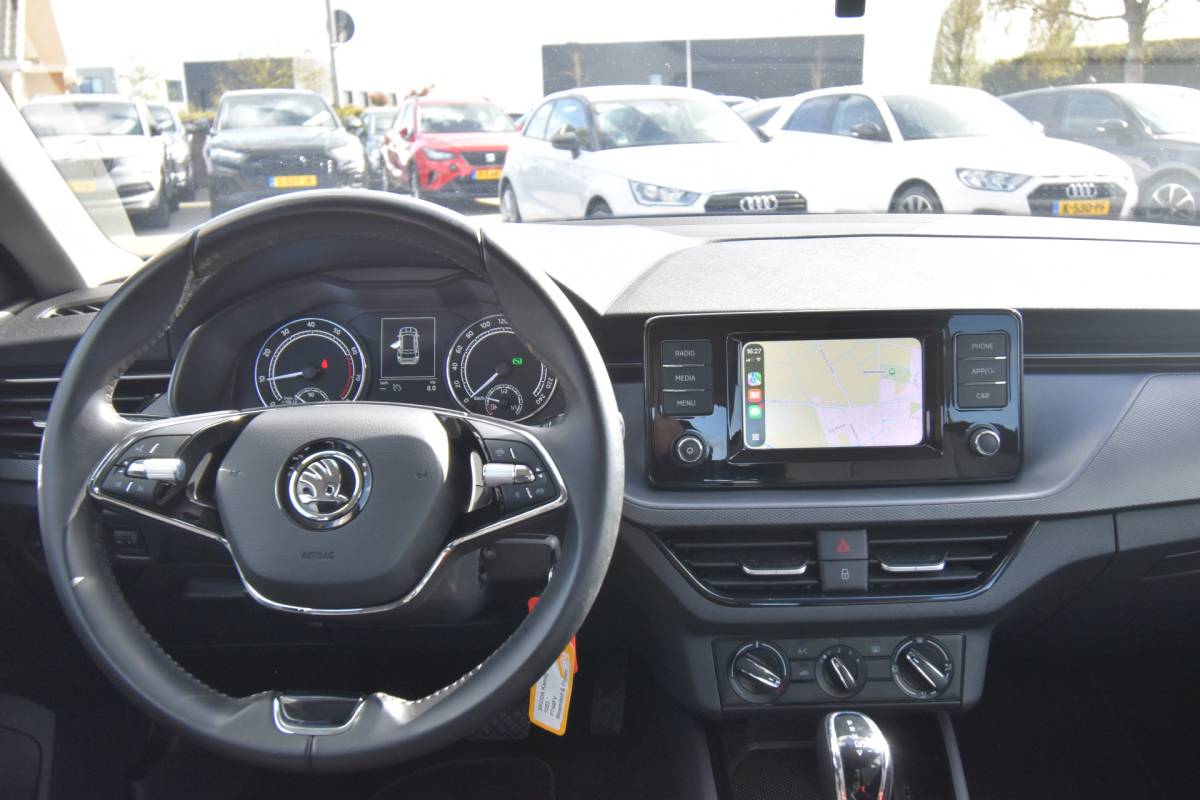 Škoda Kamiq ŠKODA Kamiq 1.0 TSI Ambition , TREKHAAK , NAVI VIA APP , LMV16 , PDC A ,