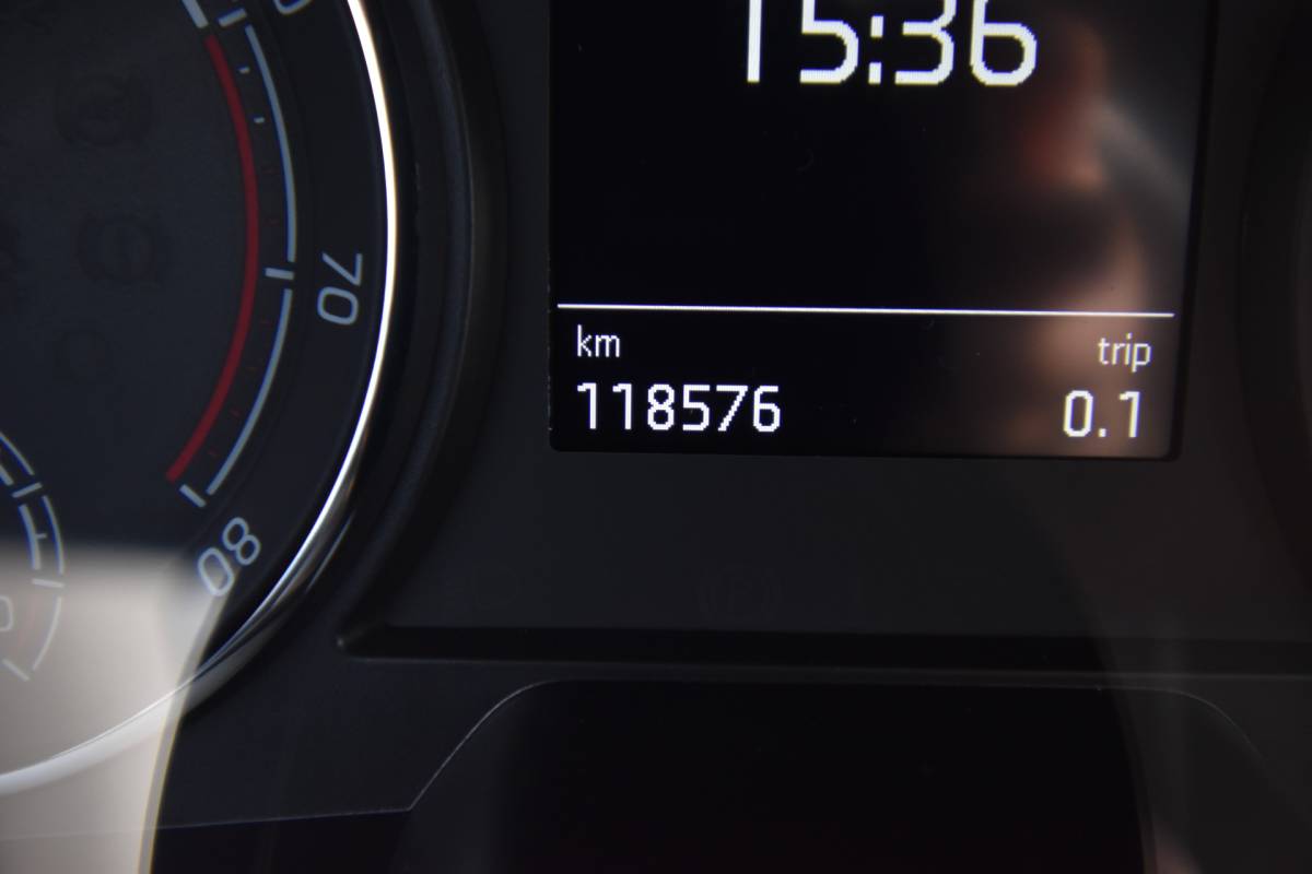 Škoda Kamiq ŠKODA Kamiq 1.0 TSI Ambition , TREKHAAK , NAVI VIA APP , LMV16 , PDC A ,