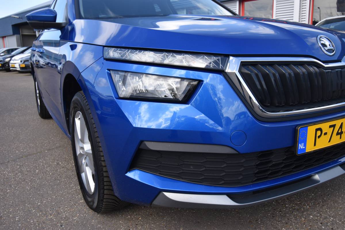 Škoda Kamiq ŠKODA Kamiq 1.0 TSI Ambition , TREKHAAK , NAVI VIA APP , LMV16 , PDC A ,