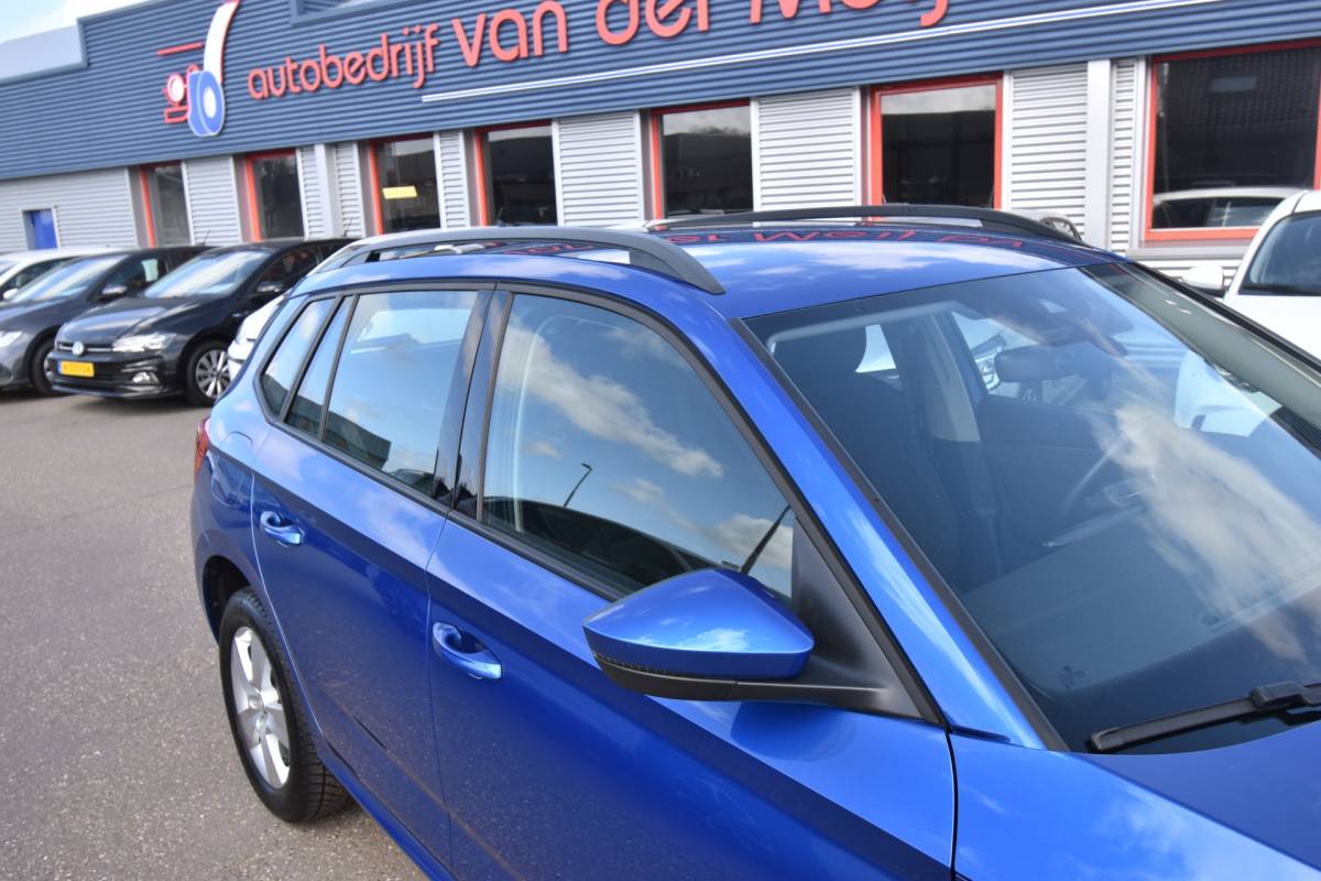 Škoda Kamiq ŠKODA Kamiq 1.0 TSI Ambition , TREKHAAK , NAVI VIA APP , LMV16 , PDC A ,
