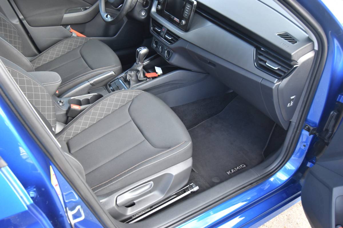Škoda Kamiq ŠKODA Kamiq 1.0 TSI Ambition , TREKHAAK , NAVI VIA APP , LMV16 , PDC A ,