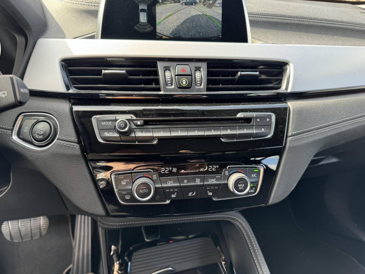 BMW X2 BMW X2 sDrive18i Executive automaat trekhaak stoelv boekjes